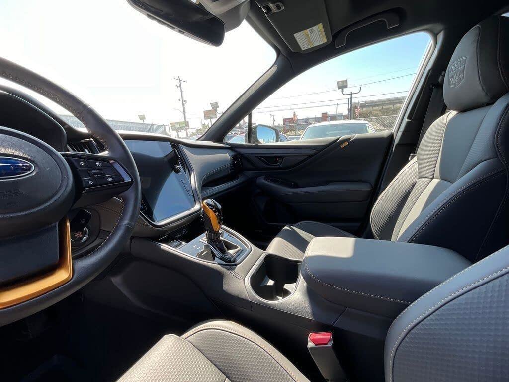 Used 2025 Subaru Outback Wilderness AWD/4WD image 19