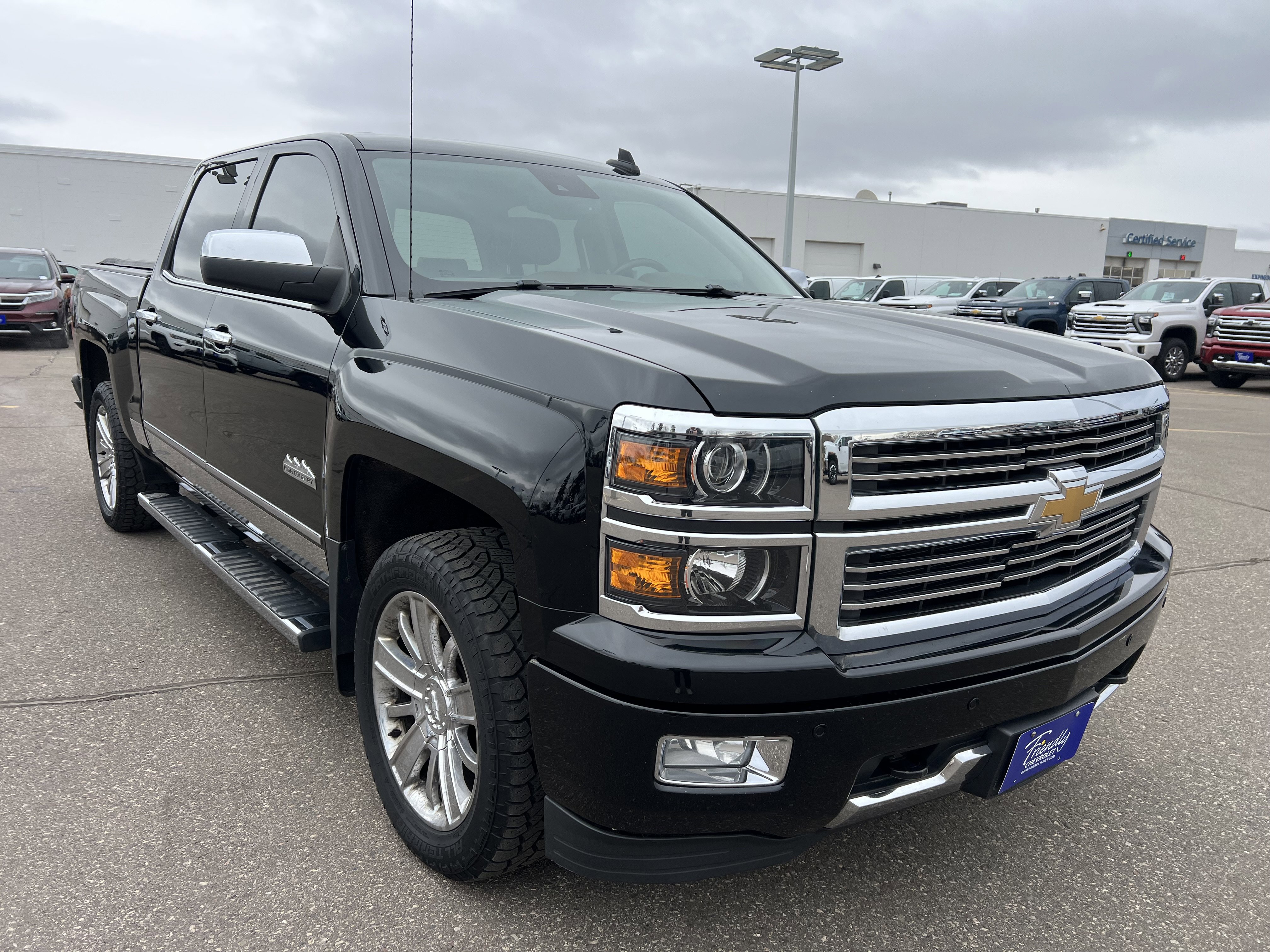 Used 2015 Chevrolet Silverado 1500 High Country w/ High Country Premium Package image 3
