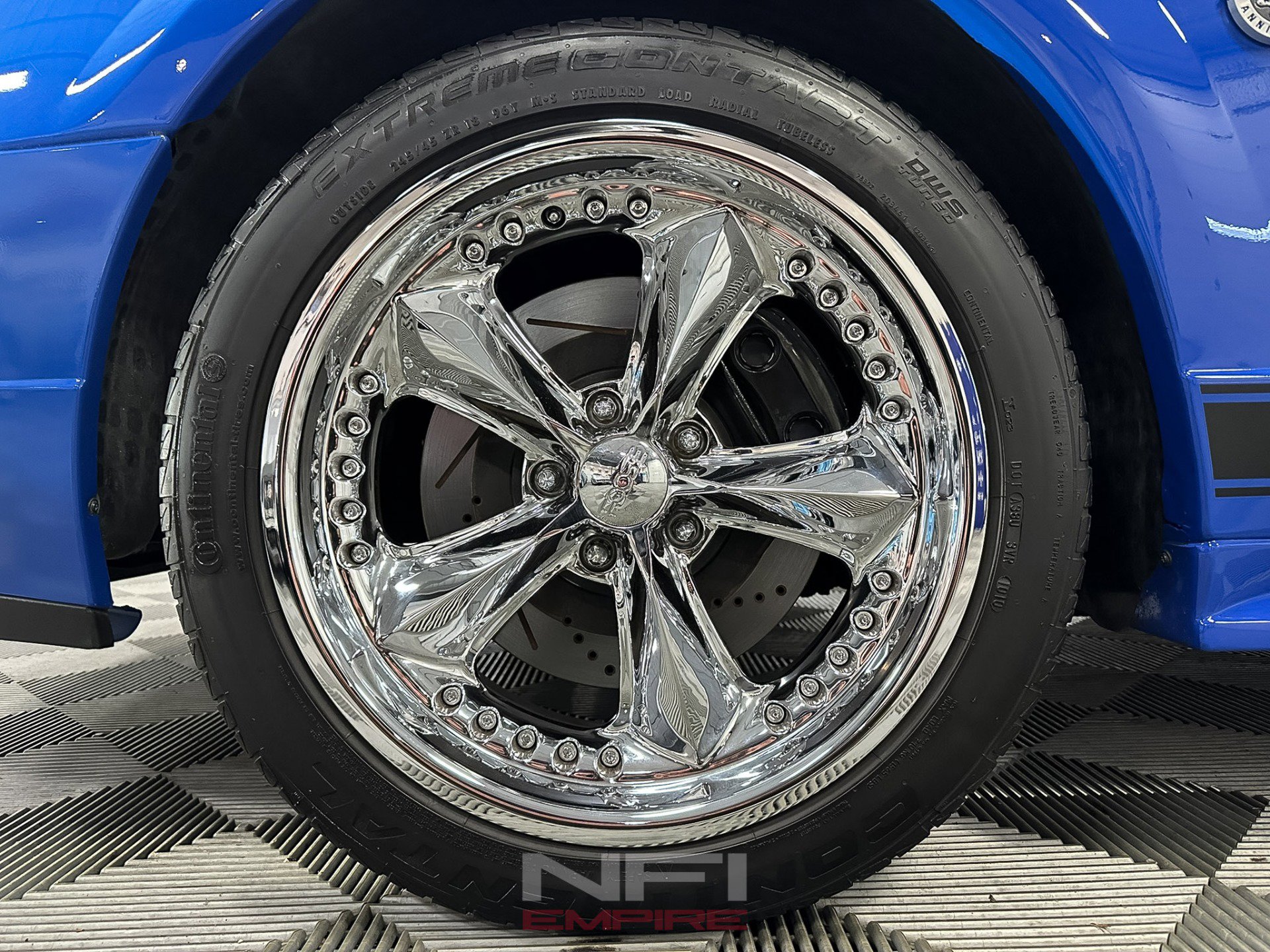 Used 2004 Ford Mustang Mach 1 RWD image 12