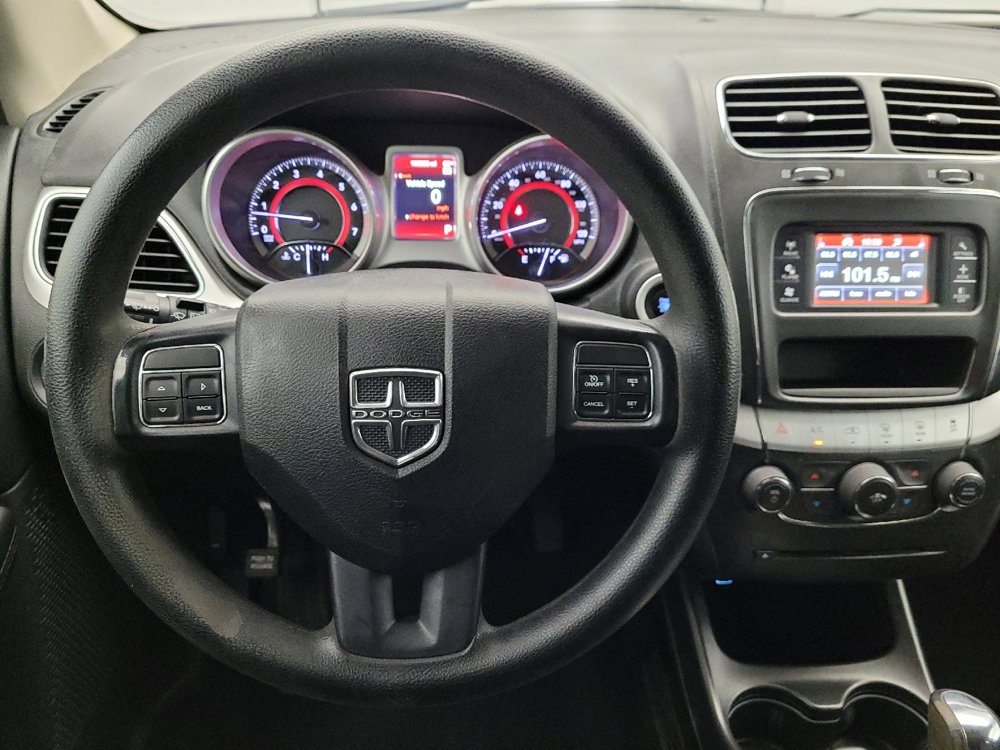 Used 2018 Dodge Journey SE image 22