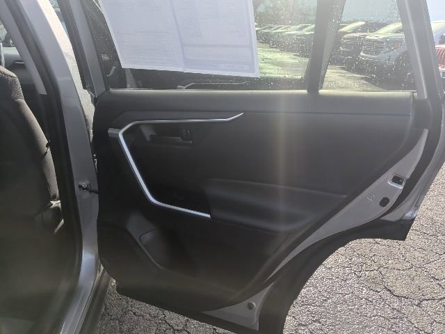 Used 2025 Toyota RAV4 LE image 10