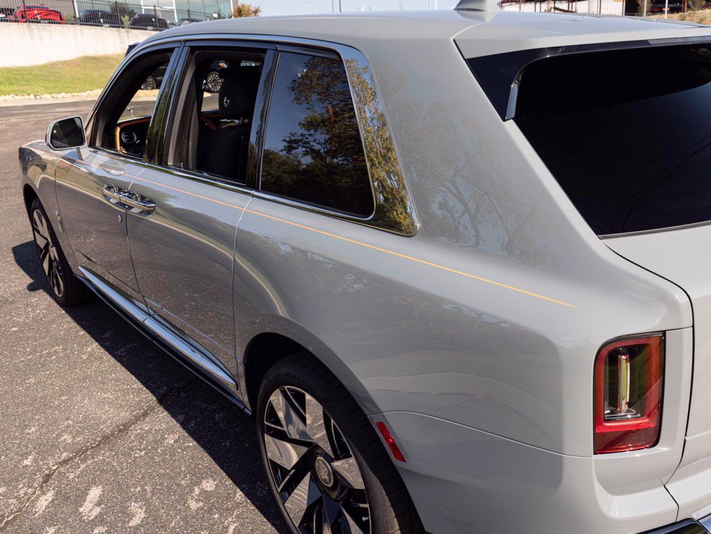 New 2027 Rolls-Royce Cullinan AWD/4WD image 57