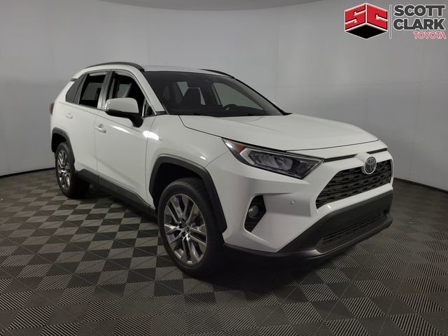 Used 2020 Toyota RAV4 XLE Premium FWD image 1