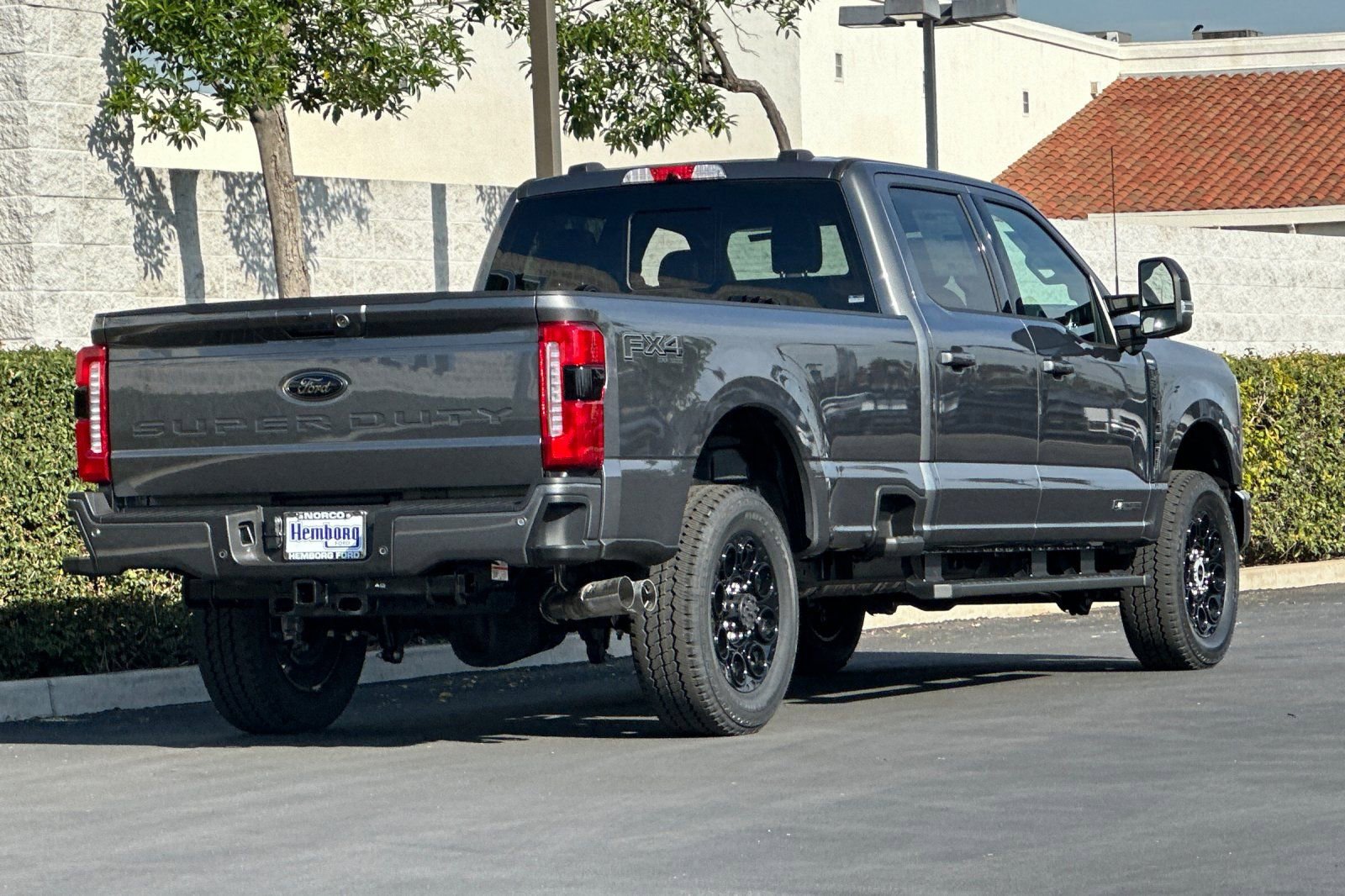 New 2026 Ford F350 Lariat w/ Black Appearance Package image 4