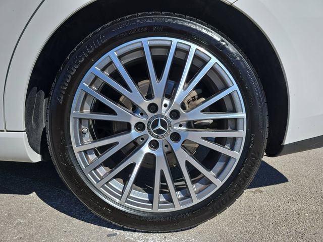 Used 2023 Mercedes-Benz CLA 250 image 33