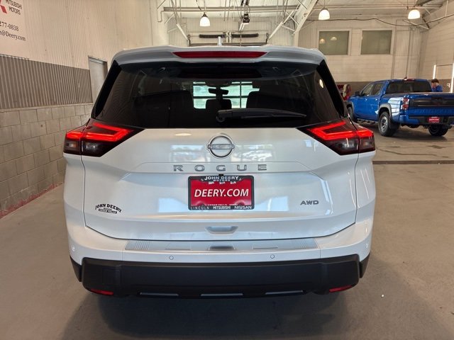 New 2026 Nissan Rogue SV image 4