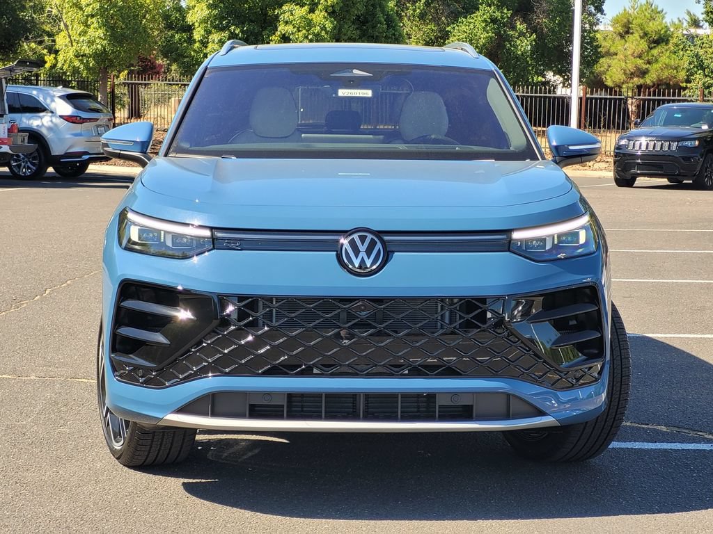 New 2026 Volkswagen Tiguan SEL R-Line AWD/4WD image 2