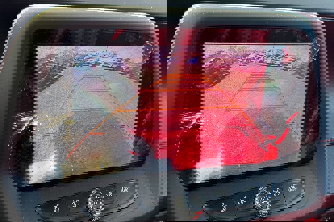 Used 2017 Chevrolet Camaro SS RWD image 32