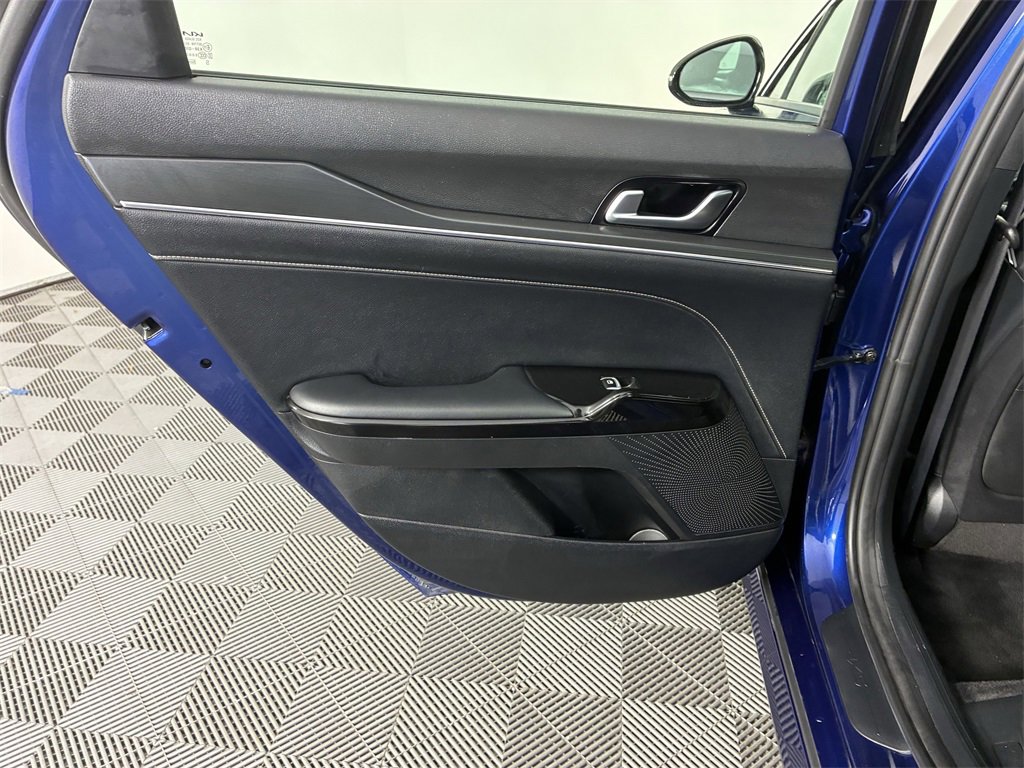 Used 2025 Kia K5 GT-Line w/ GT-Line Premium Package image 29