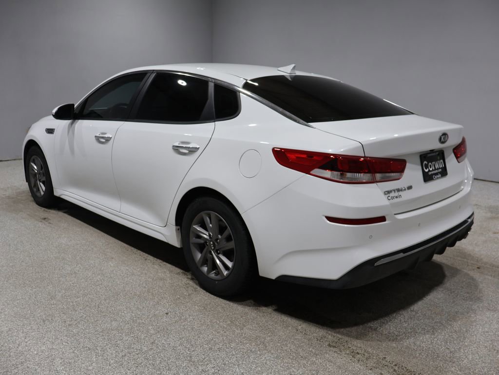 Used 2020 Kia Optima LX image 4