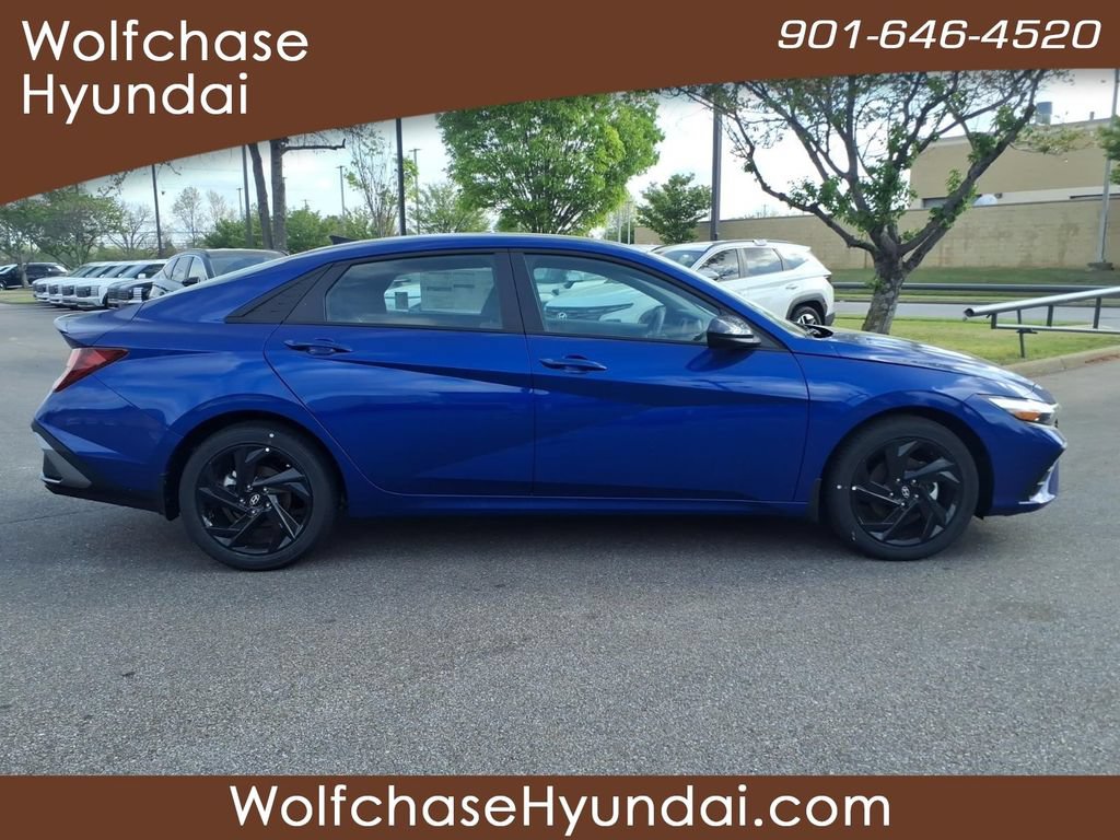 New 2026 Hyundai Elantra Sport FWD image 6