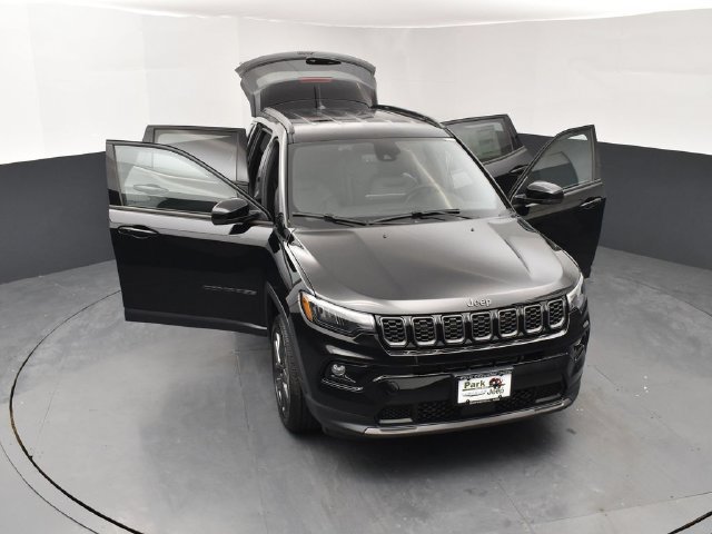 New 2026 Jeep Compass Limited AWD/4WD image 25