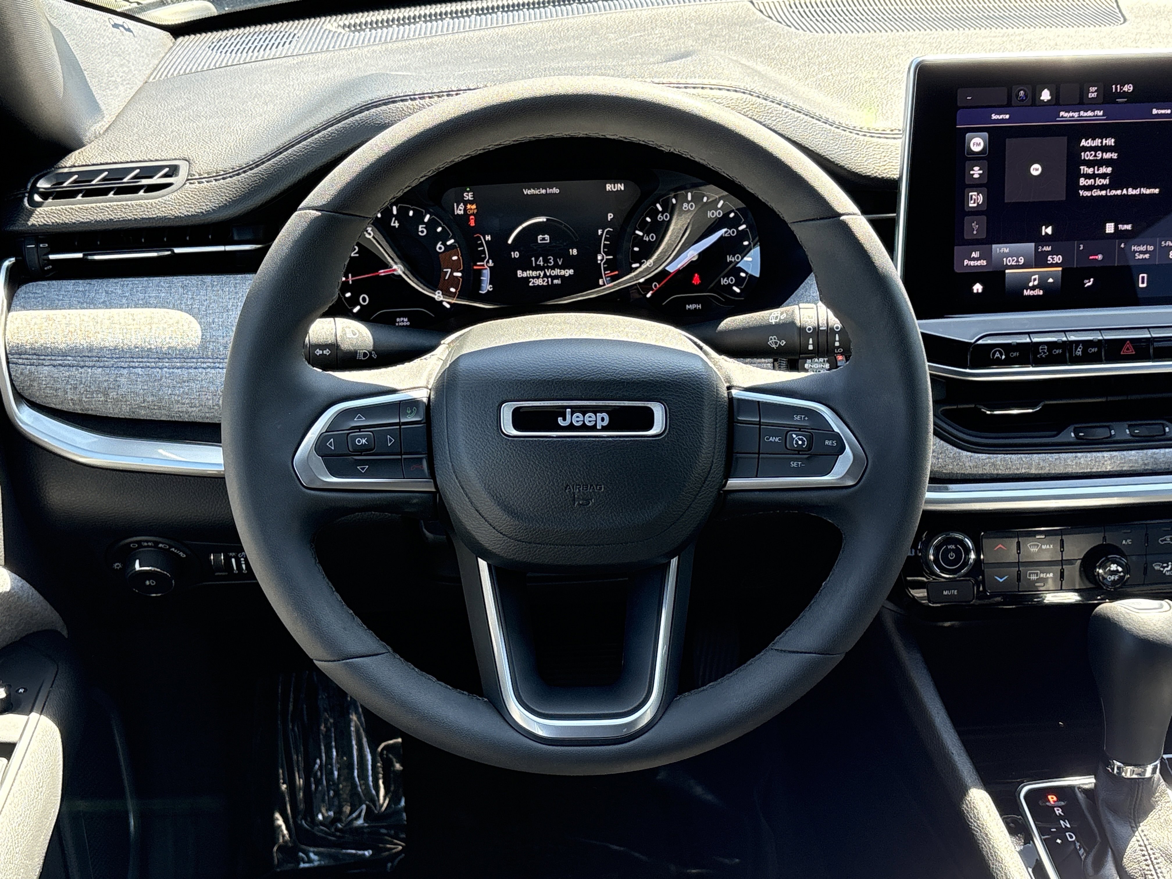 Used 2023 Jeep Compass Latitude image 20