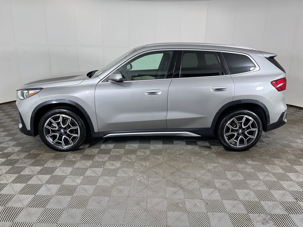 Used 2025 BMW X1 xDrive28i w/ Convenience Package image 10