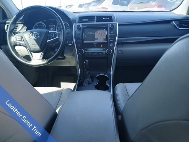Used 2016 Toyota Camry XLE image 11