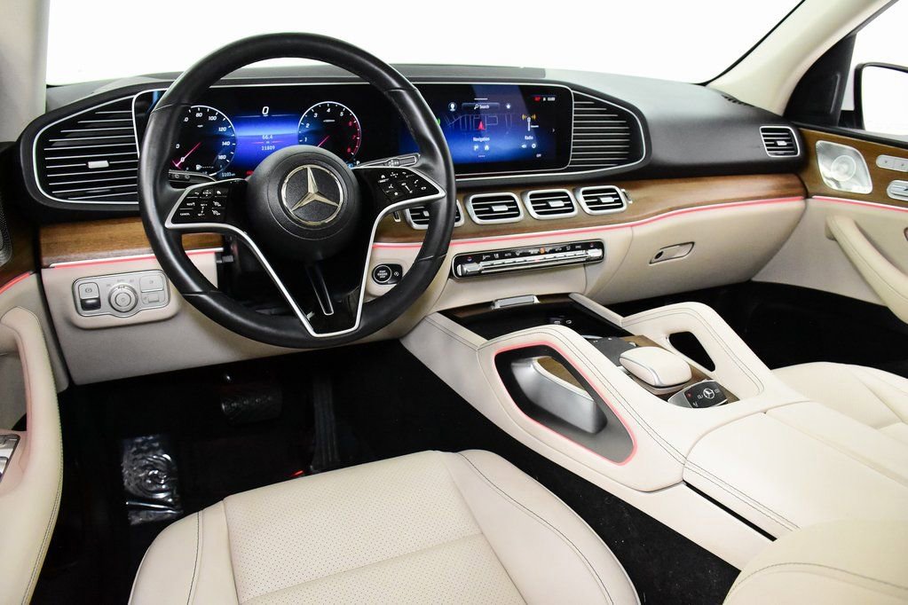 Used 2024 Mercedes-Benz GLE 450 4MATIC image 6