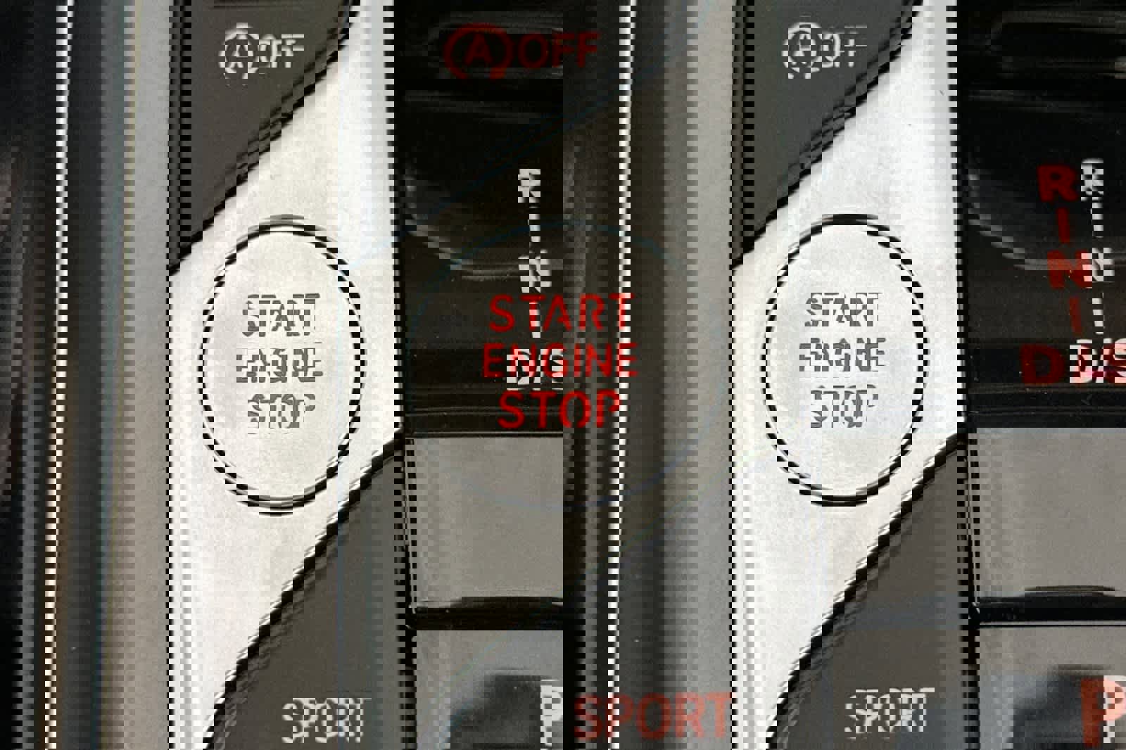 Used 2025 BMW 330i xDrive Sedan w/ M Sport Package image 22