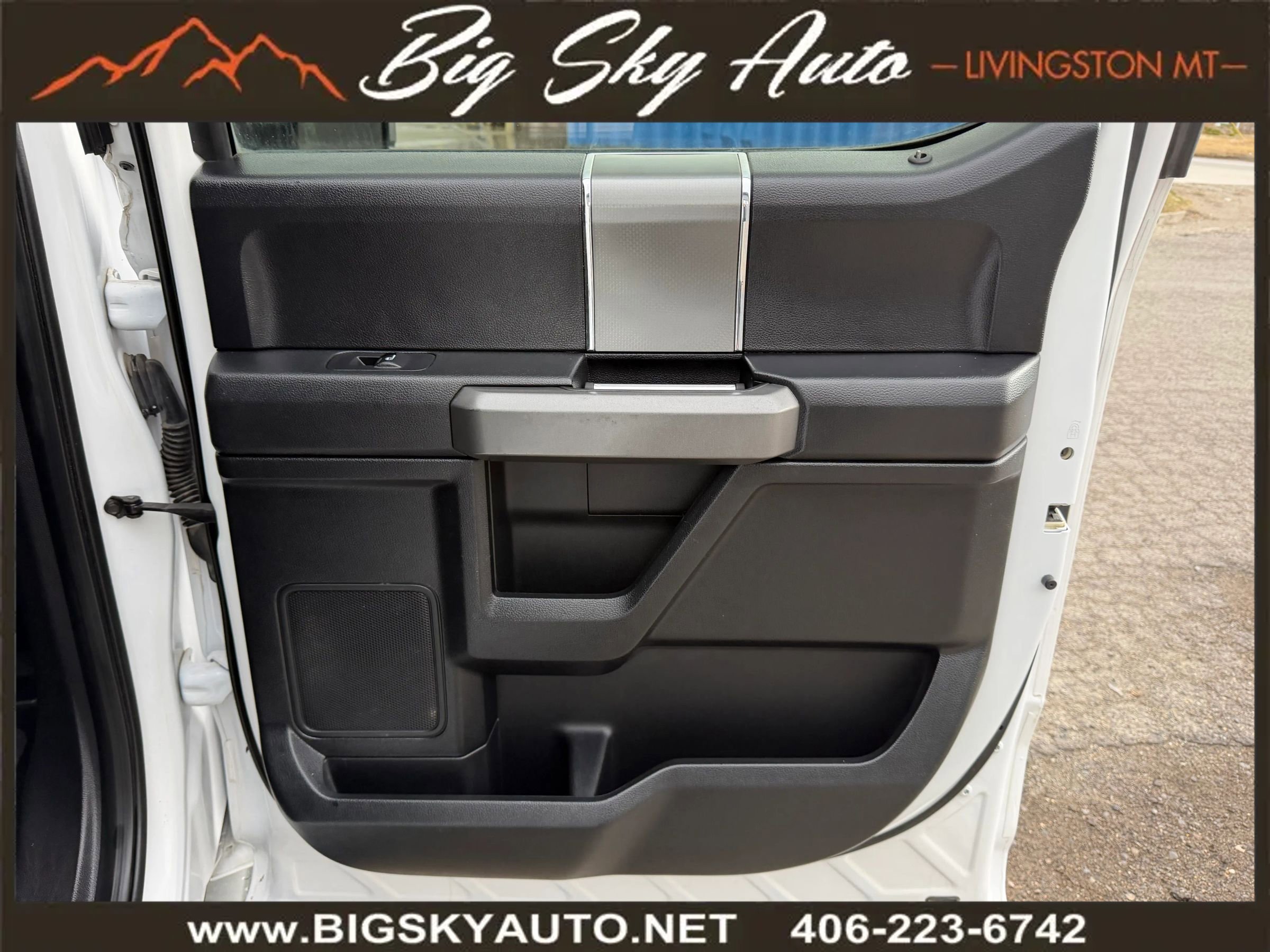 Used 2017 Ford F150 XLT w/ Equipment Group 301A Mid image 22