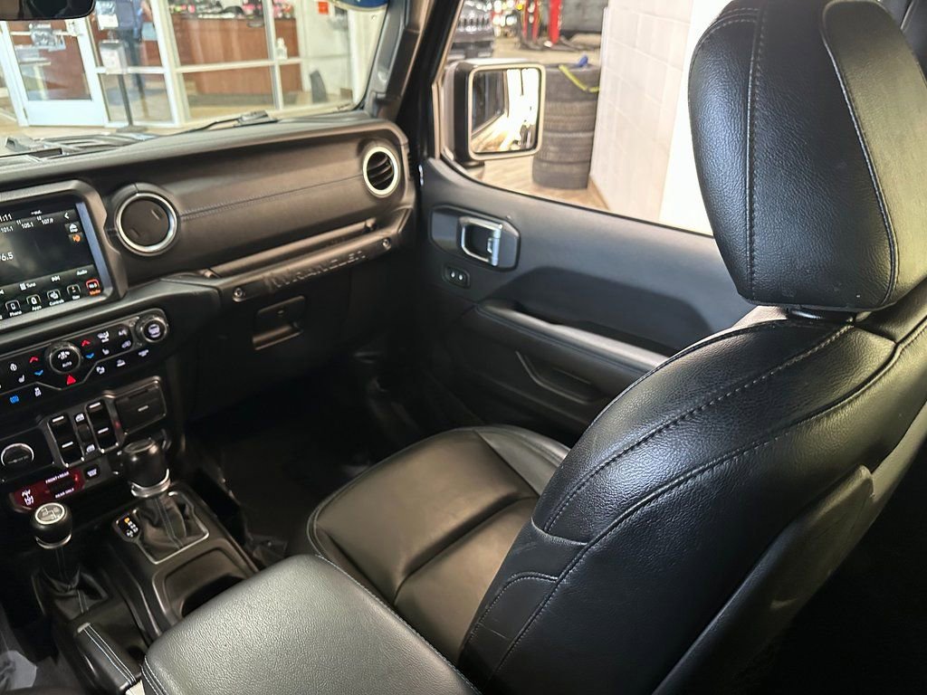 Certified 2021 Jeep Wrangler Unlimited Rubicon 4xe w/ Steel Bumper Group image 13