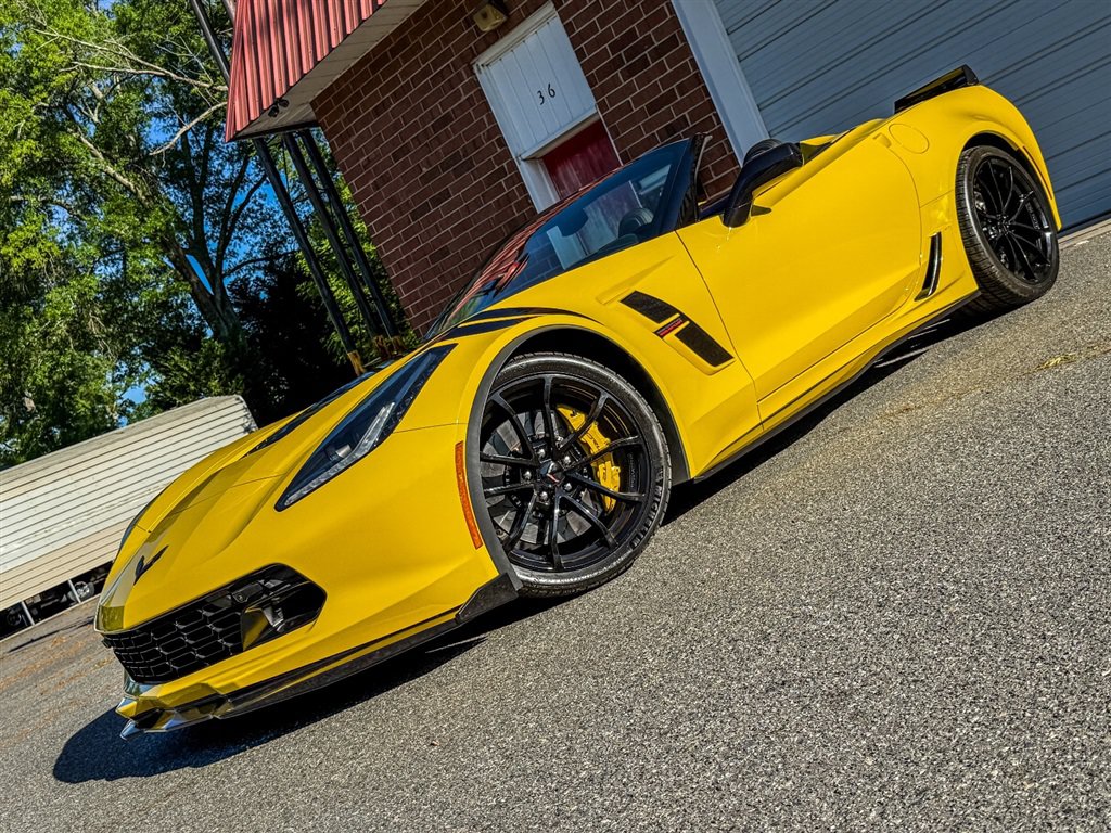 Used 2019 Chevrolet Corvette Grand Sport RWD image 8
