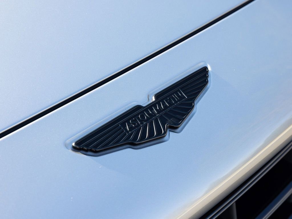 New 2026 Aston Martin DBX 707 image 17