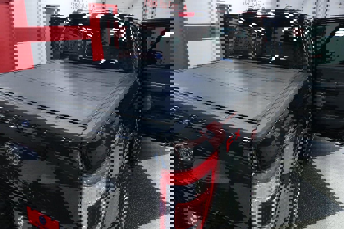 Used 2023 Ford F150 Lariat w/ FX4 Off-Road Package image 32