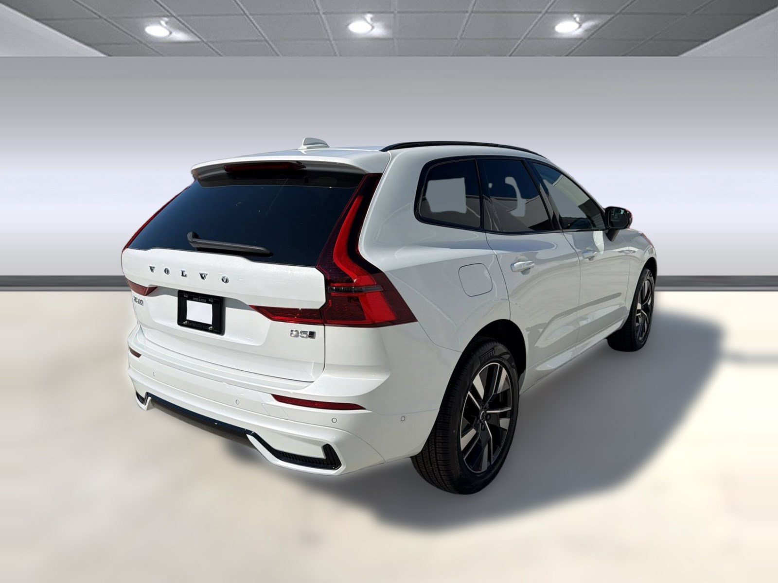 New 2026 Volvo XC60 B5 Plus w/ Climate Package AWD/4WD image 9