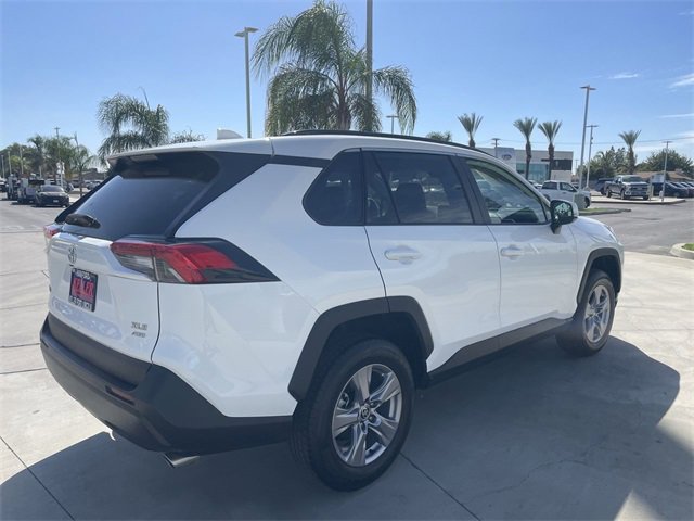 Used 2023 Toyota RAV4 XLE image 8