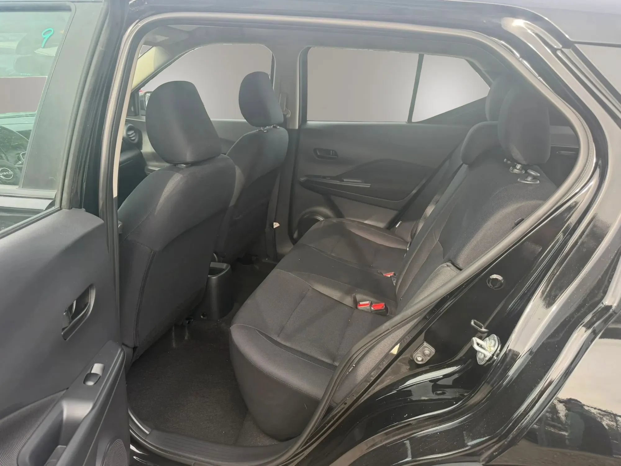 Used 2024 Nissan Kicks S FWD image 28