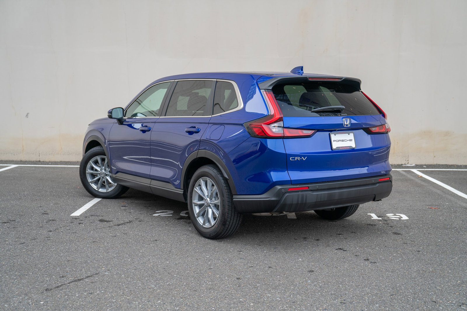 Used 2025 Honda CR-V EX-L image 3