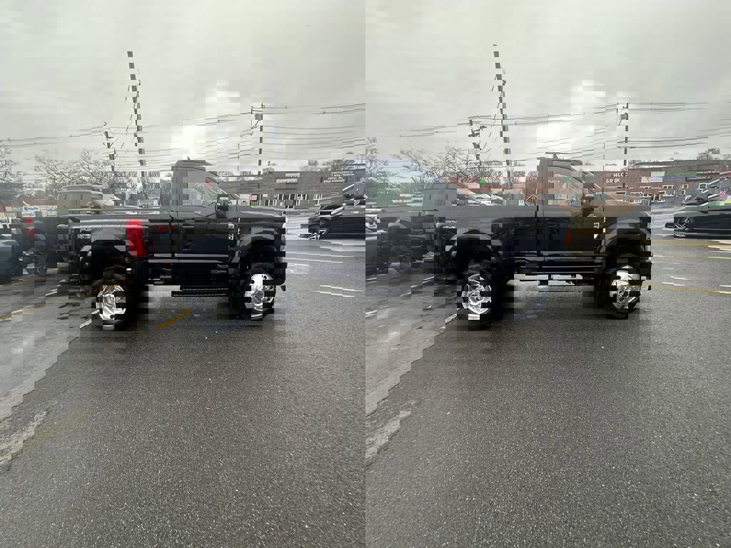 Used 2026 Ford F450 XL w/ XL Driver Assist Package image 4
