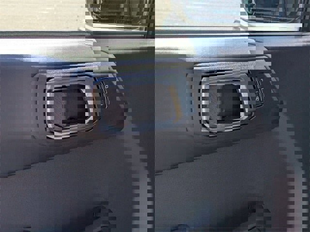 New 2025 Ford Bronco Badlands image 12