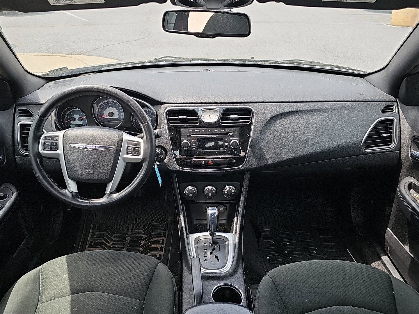 Used 2012 Chrysler 200 Touring FWD image 8