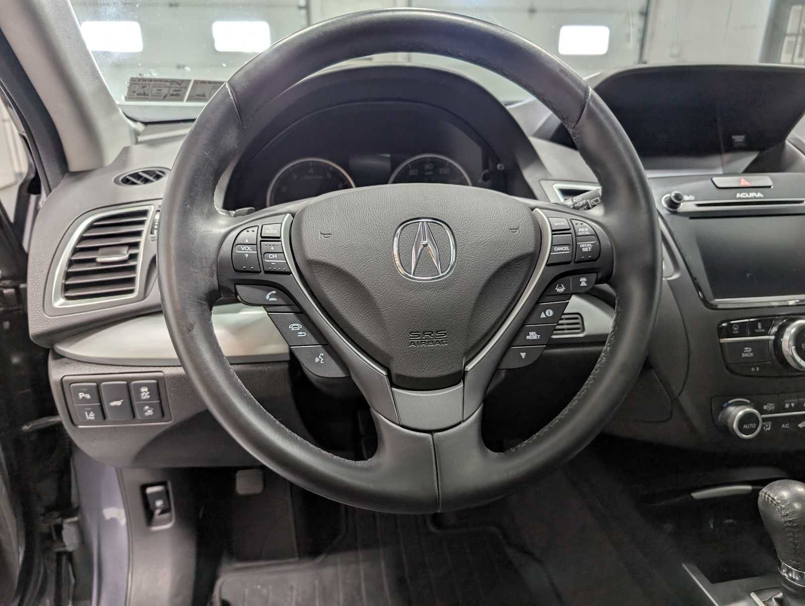Used 2017 Acura RDX w/ Advance Package AWD/4WD image 36