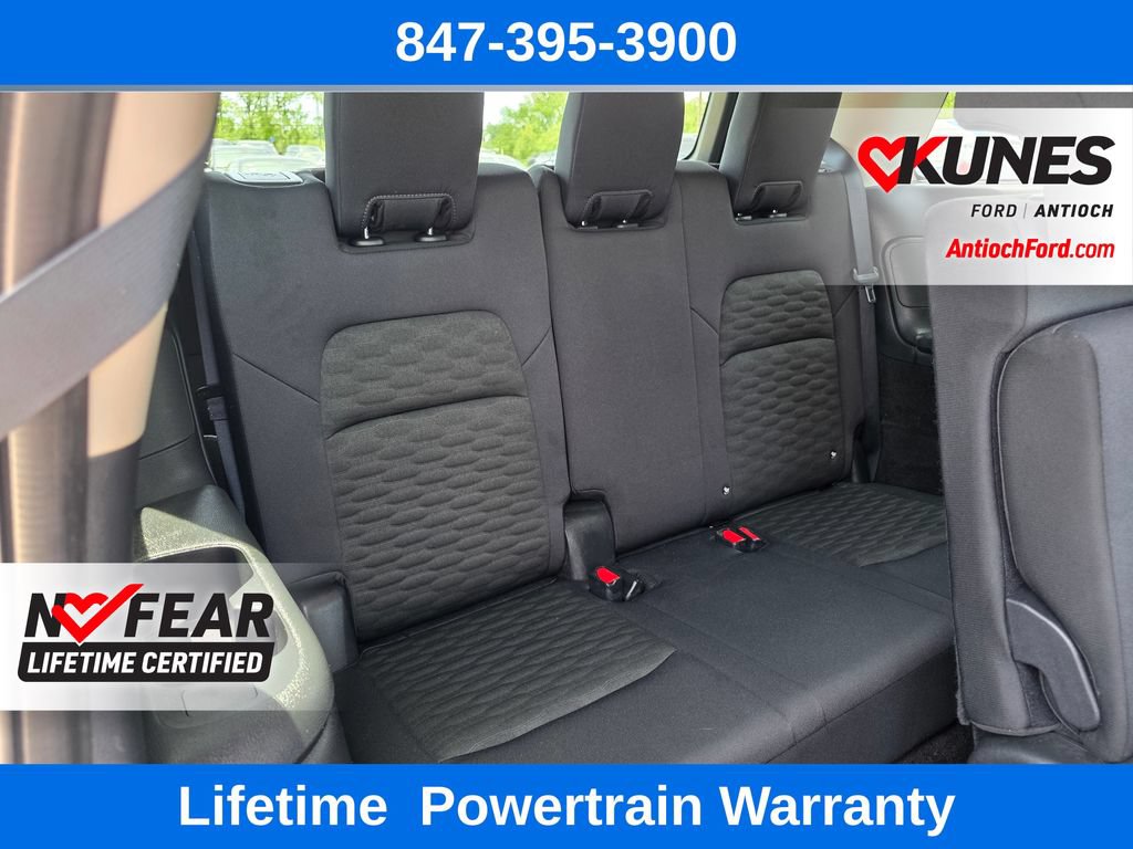 Used 2025 Nissan Pathfinder SV FWD image 33