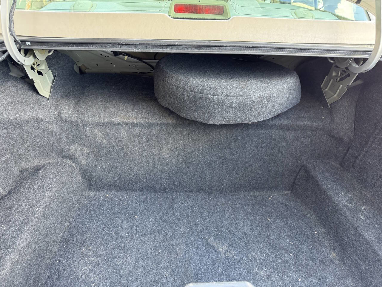 Used 2008 Mercury Grand Marquis GS image 19