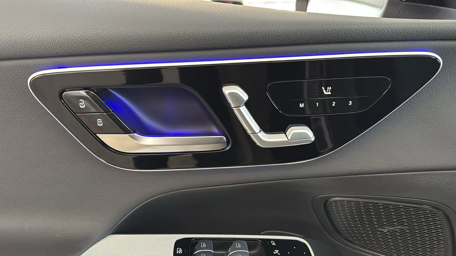 New 2026 Mercedes-Benz GLC 300 4MATIC image 15