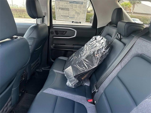 New 2024 Ford Bronco Sport Outer Banks w/ Tech Package image 16