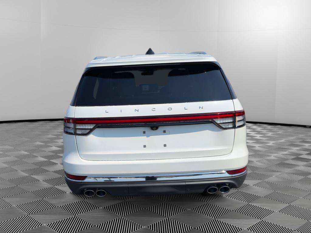 New 2026 Lincoln Aviator Reserve w/ Luxury Package AWD/4WD image 6