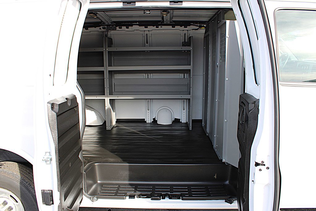 Used 2024 Chevrolet Express 2500 w/ Driver Convenience Package RWD image 9