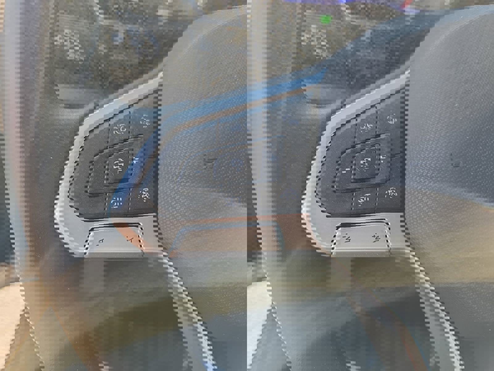 Used 2022 Volkswagen Jetta SE w/ Panoramic Sunroof Package image 19