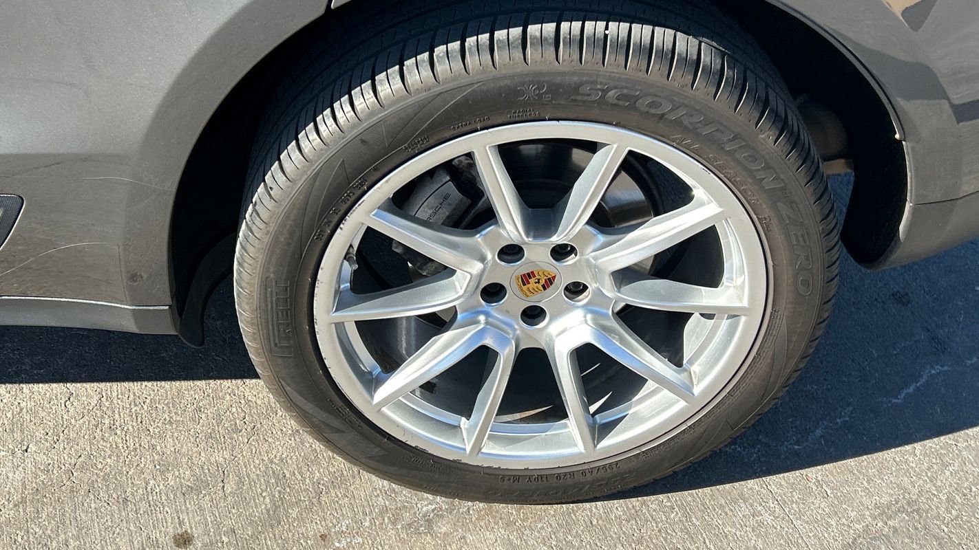 Used 2017 Porsche Macan S image 15