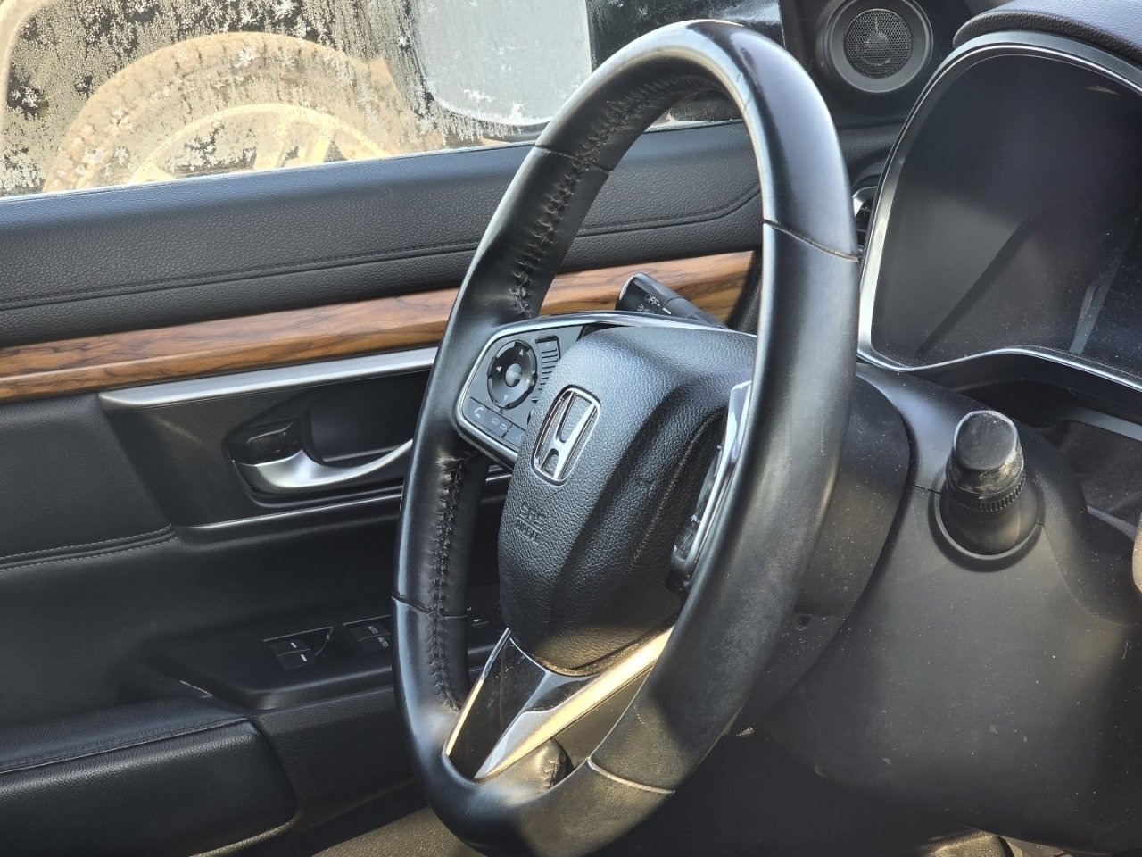 Used 2017 Honda CR-V EX-L image 17