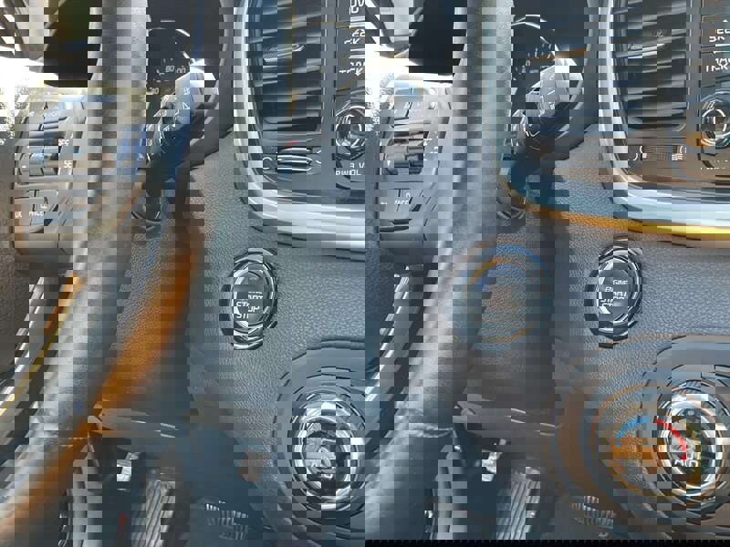 Used 2017 Kia Sorento SX image 26