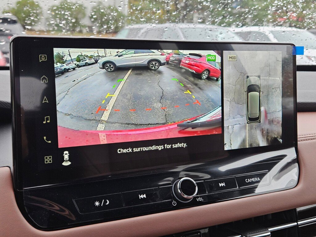 New 2025 Mitsubishi Outlander SEL image 21