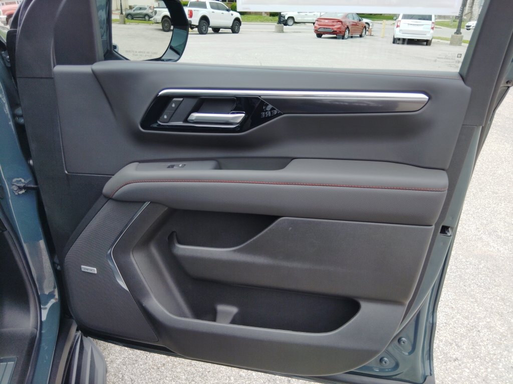New 2026 Chevrolet Tahoe RST w/ Comfort Package AWD/4WD image 36