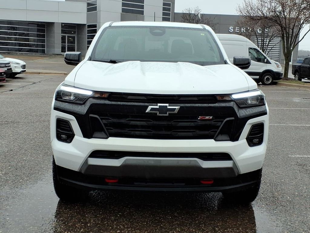 Used 2023 Chevrolet Colorado Z71 w/ Z71 Convenience Package 2 image 8