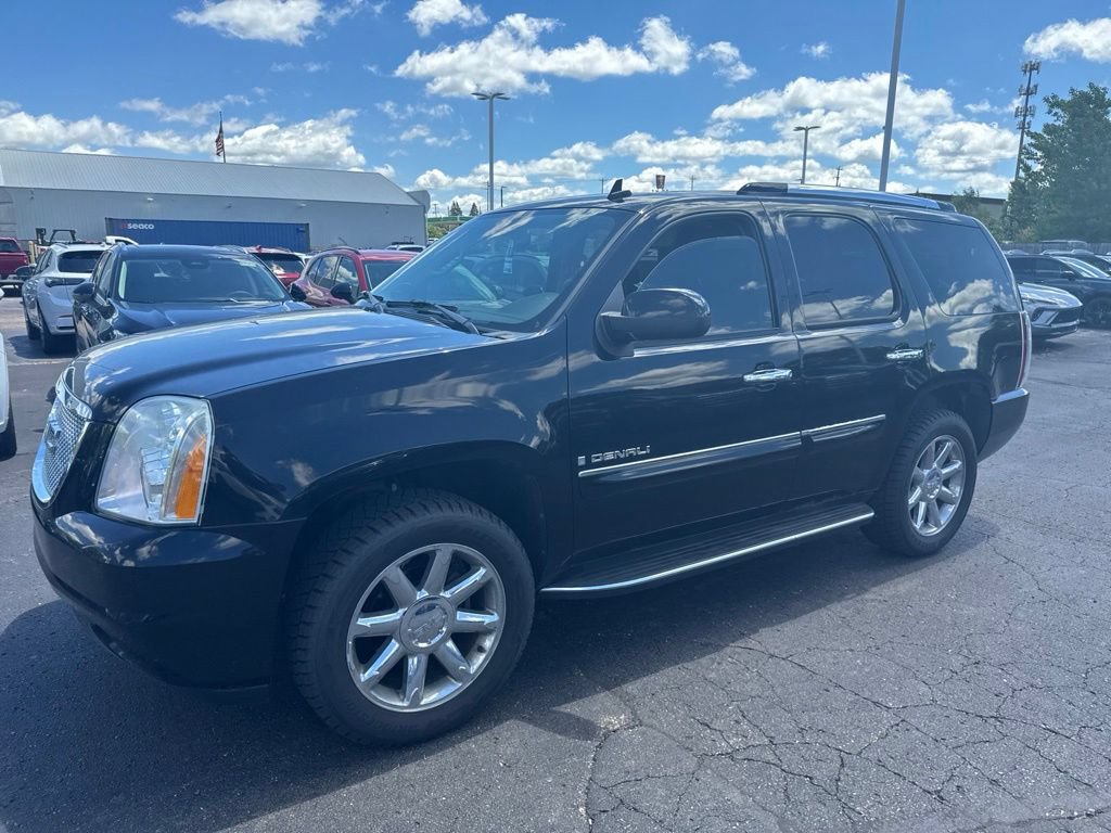 Used 2007 GMC Yukon Denali AWD/4WD image 4