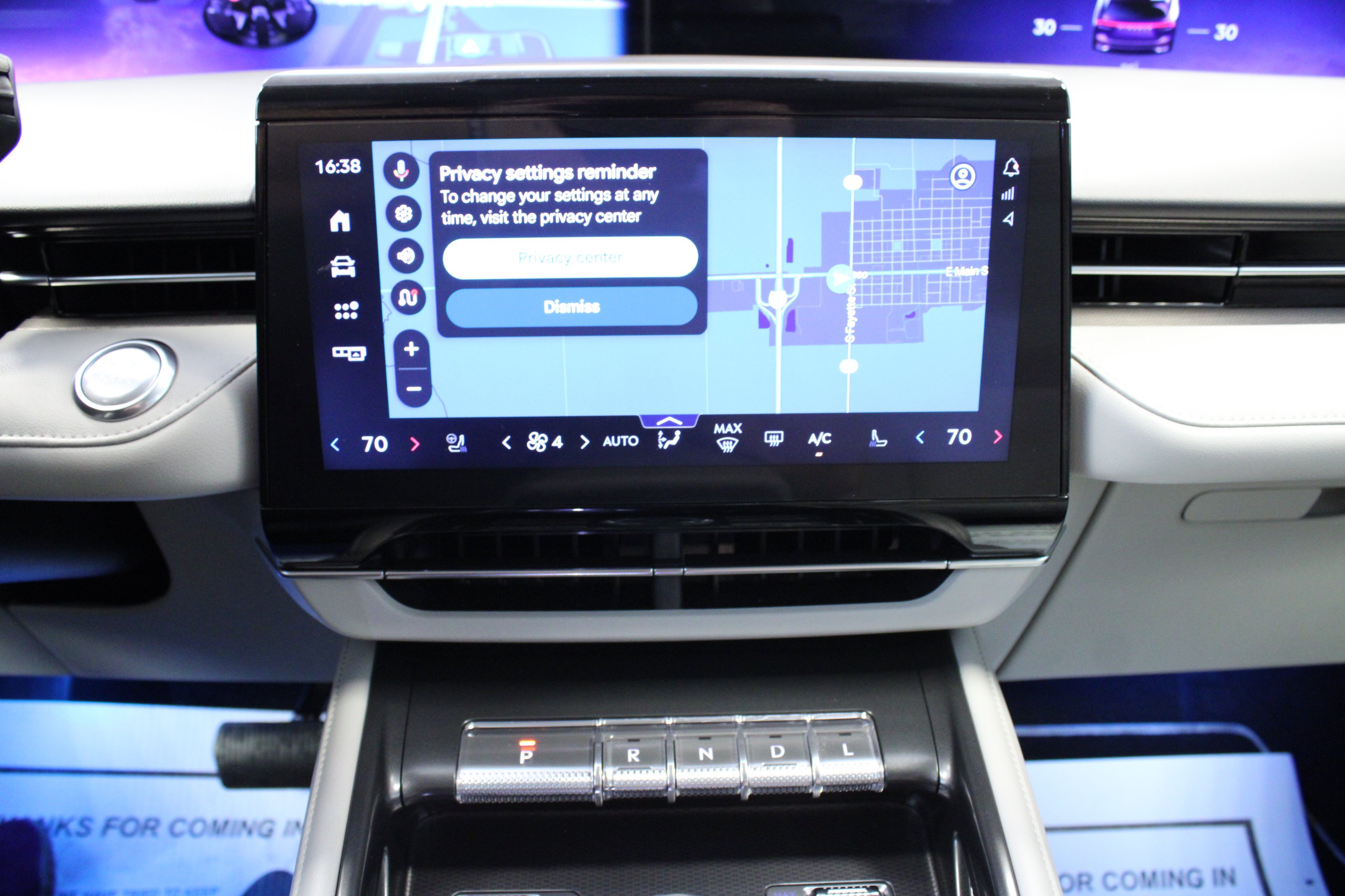 Used 2026 Lincoln Nautilus Premier AWD/4WD image 22