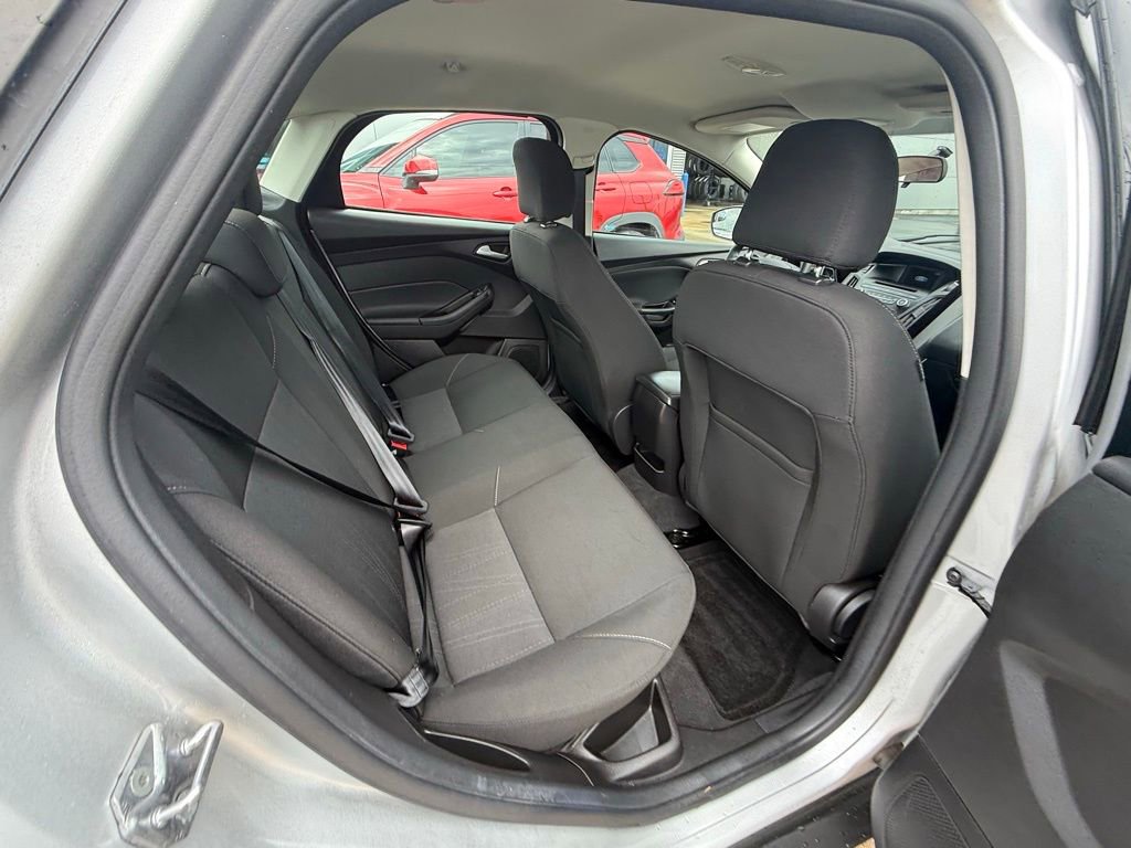 Certified 2017 Ford Focus SE image 15
